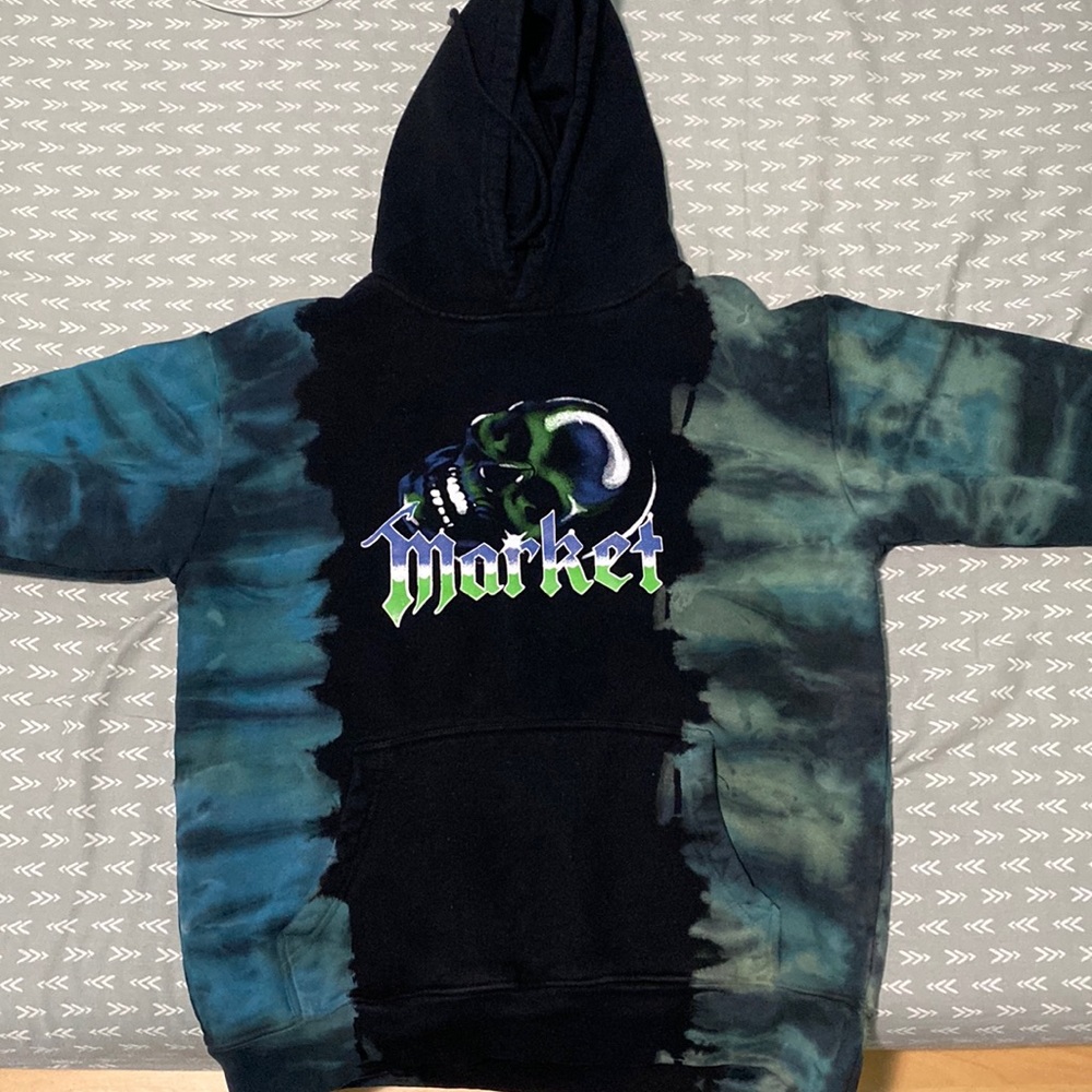 MARKET KILLING THE GAME GLOW IN THE DARK TIE-DYE HOODIE